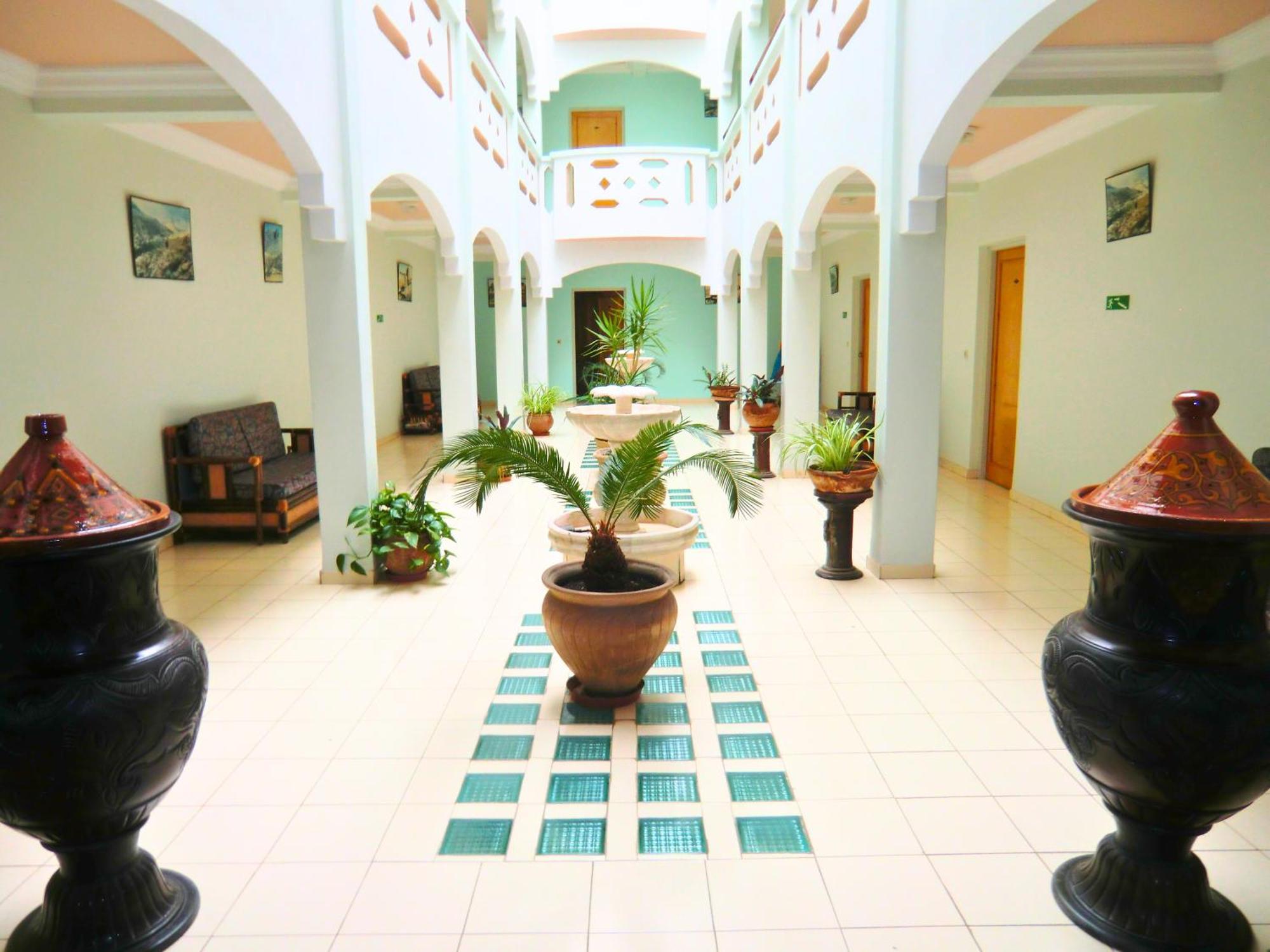 Hotel Aladarissa Ait Baha Ait Taksimt Eksteriør bilde